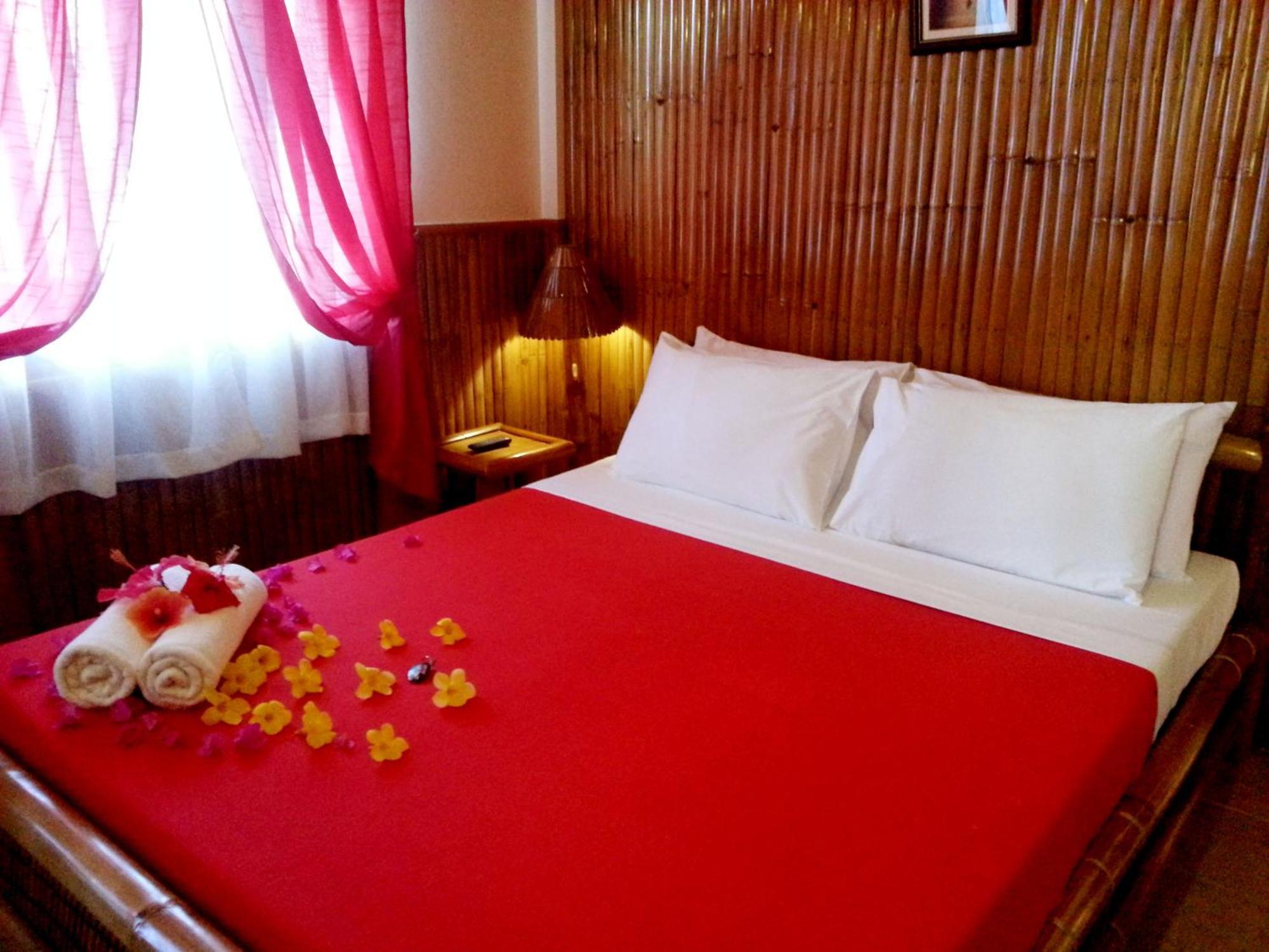 Hof Gorei Beach Resort Davao Samal Exterior foto